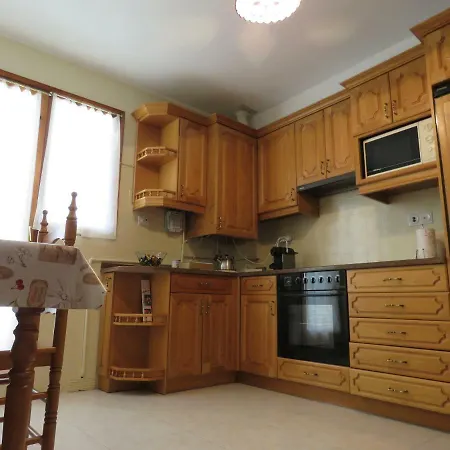 Apartamento En Biescas Бьескас