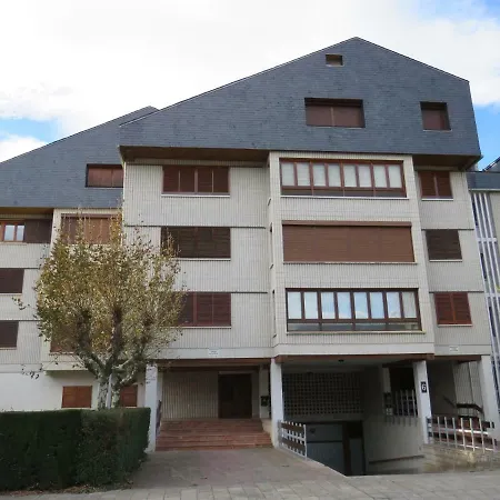 Apartamento En Biescas Апартаменты *